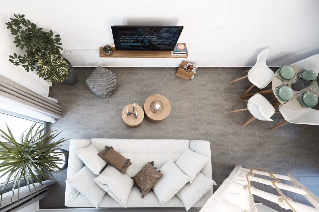 Pnoi Luxury Suites Karterados  Dış mekan fotoğraf